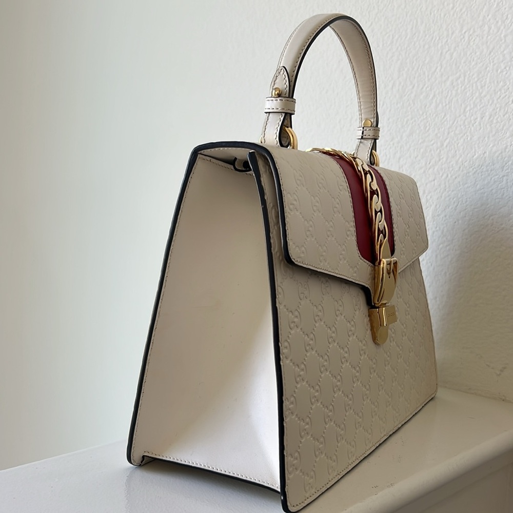 Gucci MM White and Red Leather Handbag - Picture 7 of 16